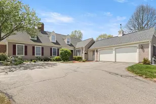 61 Great Hill Dr, Topsfield, MA 01983 - Photo 1