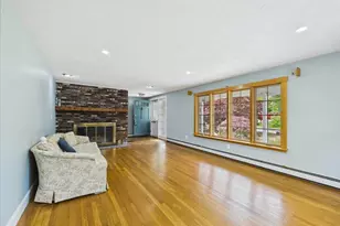 40 Bennets Neck Dr, Bourne, MA 02559 - Photo 11