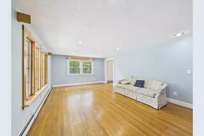 40 Bennets Neck Dr, Bourne, MA 02559 - Photo 5