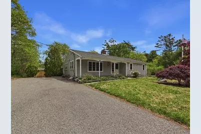 40 Bennets Neck Dr, Bourne, MA 02559 - Photo 1