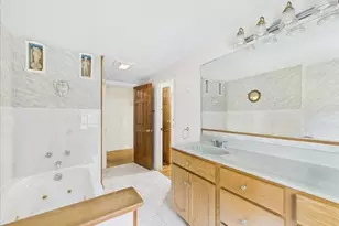 40 Bennets Neck Dr, Bourne, MA 02559 - Photo 19