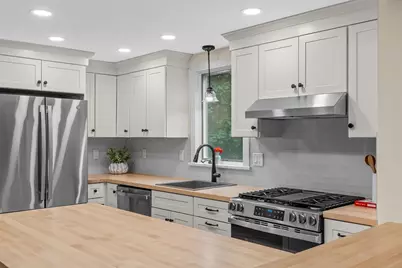 216 Autumn Ave, Duxbury, MA 02332 - Photo 13