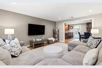864 Locust St, Raynham, MA 02767 - Photo 7