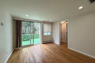 115 Grove St, Brookline, MA 02467 - Photo 7