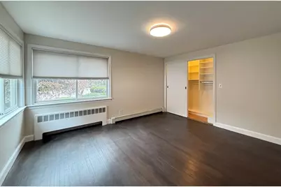 115 Grove St, Brookline, MA 02467 - Photo 9