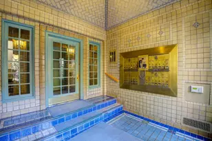 1572 Massachusetts Ave, Cambridge, MA 02138 - Photo 3