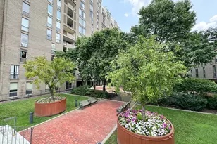 99 Pond Ave, Brookline, MA 02445 - Photo 19