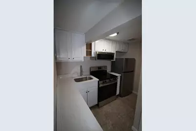 997 Broadway #1, Raynham, MA 02767 - Photo 5
