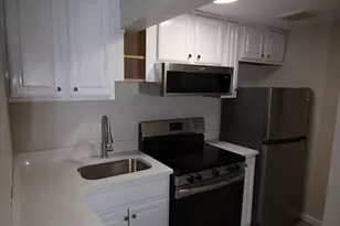 997 Broadway, Raynham, MA 02767 - Photo 5