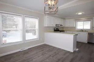 6 Canterbury Ln, Rockland, MA 02370 - Photo 7