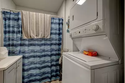 51 View St, Holyoke, MA 01040 - Photo 19