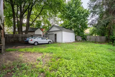 51 View St, Holyoke, MA 01040 - Photo 25