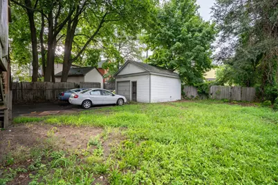 51 View St, Holyoke, MA 01040 - Photo 25