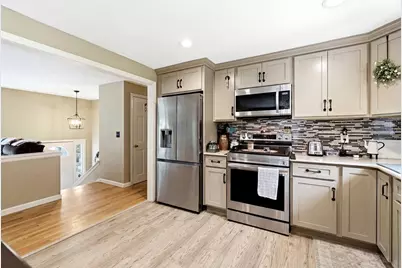 107 Colony, East Longmeadow, MA 01028 - Photo 23