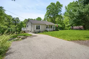 10 Southwick Rd, Sutton, MA 01590 - Photo 3