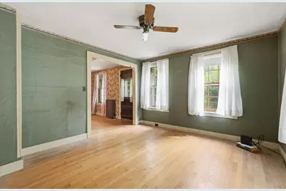 72 Park St, South Hadley, MA 01075 - Photo 11