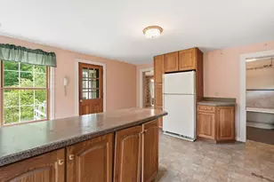72 Park St, South Hadley, MA 01075 - Photo 15