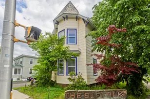 146 Beech St, Holyoke, MA 01040 - Photo 3