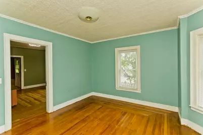 146 Beech St., Holyoke, MA 01040 - Photo 7