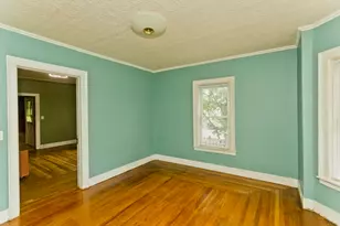 146 Beech St, Holyoke, MA 01040 - Photo 7