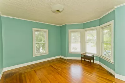 146 Beech St., Holyoke, MA 01040 - Photo 9