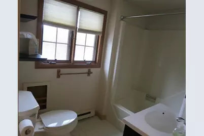 192 Dutcher #2, Hopedale, MA 01747 - Photo 5