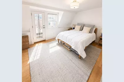 275 W 5th St #2, Boston, MA 02127 - Photo 13