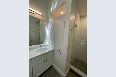 384 Windsor #2, Cambridge, MA 02141 - Photo 11
