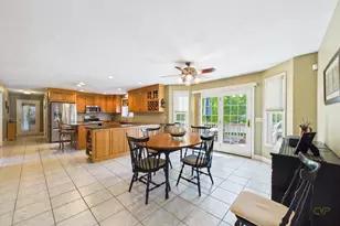 7 Jocelyn Cir, Taunton, MA 02780 - Photo 11