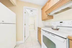 7 Jocelyn Cir, Taunton, MA 02780 - Photo 31