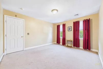7 Jocelyn Cir, Taunton, MA 02780 - Photo 25