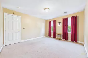 7 Jocelyn Cir, Taunton, MA 02780 - Photo 25