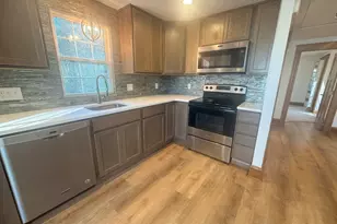 35 B Beach St, Millbury, MA 01527 - Photo 5
