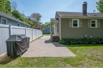 11 Bancroft Street, West Boylston, MA 01583 - Photo 3