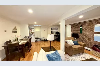 8 Kenwood St #B, Cambridge, MA 02141 - Photo 3