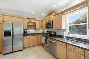 6 Anderson Ave, Worcester, MA 01604 - Photo 13