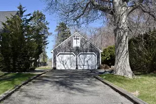 33 Terry Dr, Dartmouth, MA 02748 - Photo 3