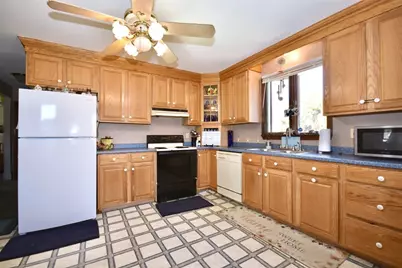 33 Terry Drive, Dartmouth, MA 02748 - Photo 5