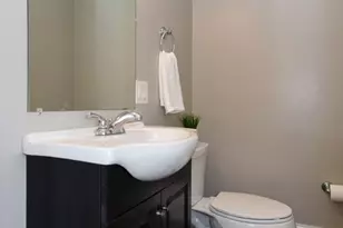 44 School St, Salem, MA 01970 - Photo 19