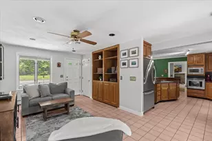 65 May St, Attleboro, MA 02703 - Photo 3
