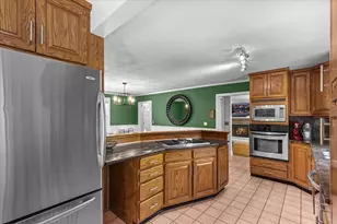 65 May St, Attleboro, MA 02703 - Photo 5