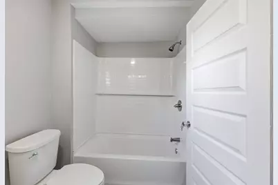 62 Kenyon St, Springfield, MA 01109 - Photo 21