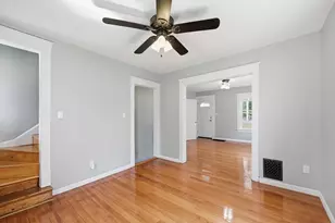 62 Kenyon St, Springfield, MA 01109 - Photo 9