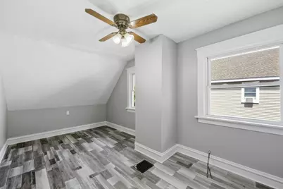 62 Kenyon St, Springfield, MA 01109 - Photo 17