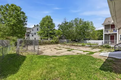 62 Kenyon St, Springfield, MA 01109 - Photo 25