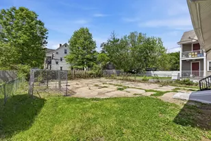 62 Kenyon St, Springfield, MA 01109 - Photo 25