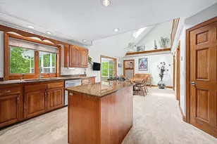 10 Benson Rd, Hopkinton, MA 01748 - Photo 5