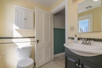 21 Lyman Rd #B, Northampton, MA 01060 - Photo 13