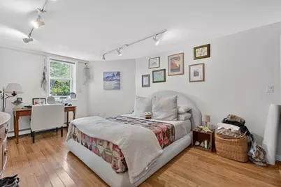 1800 Columbia Rd #6, Boston, MA 02127 - Photo 7