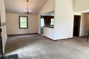 42 Newell Hill Rd, Sterling, MA 01564 - Photo 5